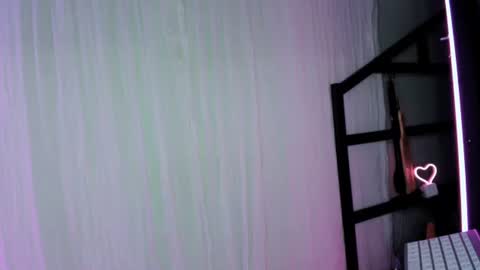 Aaliyahlayla online show from 10.11.25