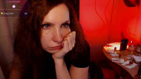 Snapshot of aamazingjoi chatting on 12.27.24 Katie online show from 12.27.24