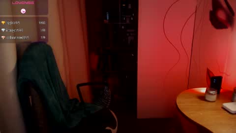 Snapshot of aamazingjoi chatting on 12.29.24 Katie online show from 12.29.24