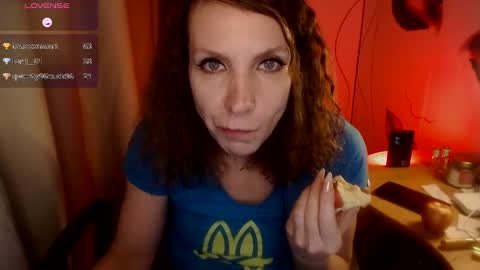 Snapshot of aamazingjoi chatting on 01.06.25 Katie online show from 01.06.25