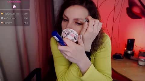 Snapshot of aamazingjoi chatting on 02.05.25 Katie online show from 02.05.25