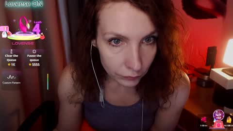 Snapshot of aamazingjoi chatting on 03.12.25 Katie online show from 03.12.25