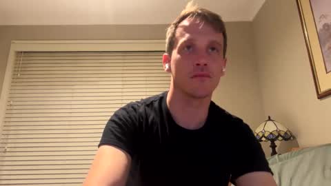 Snapshot of aanal341330 chatting on 11.17.25 Kris online show from 11.17.25