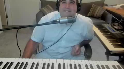 Snapshot of aaroleplayer chatting on 09.27.25 Aaron online show from 09.27.25