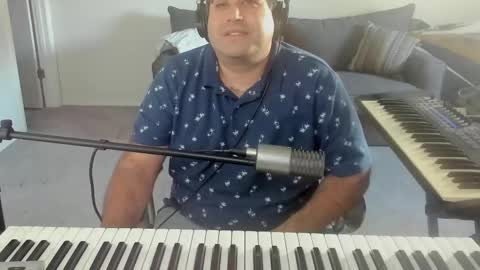 Snapshot of aaroleplayer chatting on 09.28.25 Aaron online show from 09.28.25