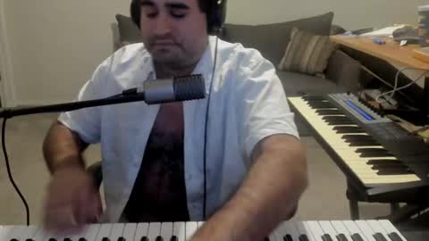 Snapshot of aaroleplayer chatting on 10.08.25 Aaron online show from 10.08.25