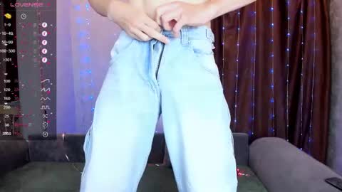 Aaron Bang online show from 07.04.26