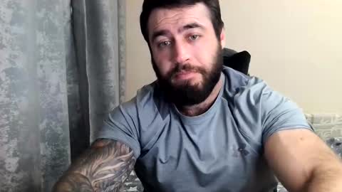 Snapshot of aaron_royal chatting on 06.04.26 Davin tayl online show from 06.04.26