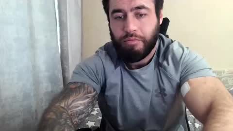 Snapshot of aaron_royal chatting on 06.11.26 Davin tayl online show from 06.11.26