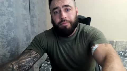 Snapshot of aaron_royal chatting on 06.14.26 Davin tayl online show from 06.14.26