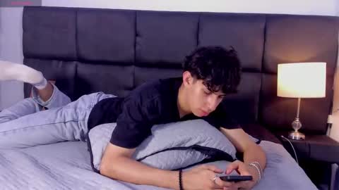 Aron online show from 09.23.25