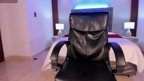 Aaron online show from 01.14.25