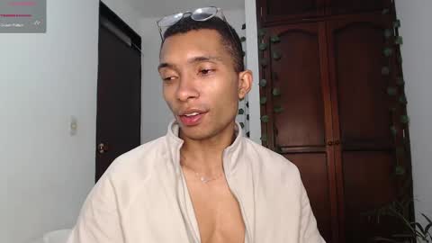 Heyy my name is Aaron online show from 01.02.25