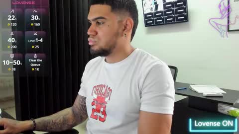 ig aaron hunter123 online show from 03.05.26