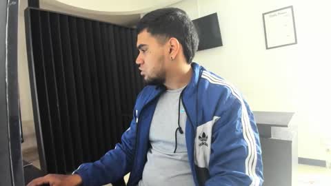 ig aaron hunter123 online show from 03.28.26