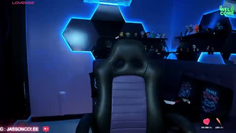 Snapshot of aaroooonn chatting on 02.24.25 Aroon online show from 02.24.25