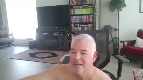 Snapshot of aarosteev chatting on 10.22.25 Jason online show from 10.22.25