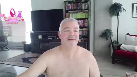 Snapshot of aarosteev chatting on 01.15.26 Jason online show from 01.15.26