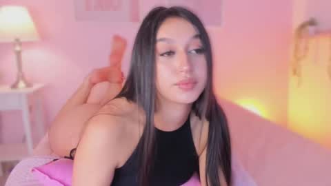 Snapshot of abbie_foxxx chatting on 02.25.25 abbie online show from 02.25.25