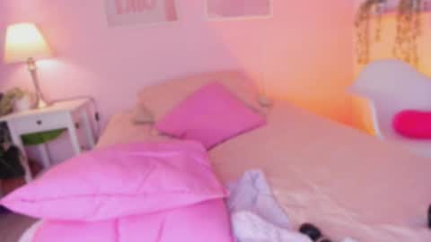 Snapshot of abbie_foxxx chatting on 03.10.25 abbie online show from 03.10.25