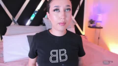 Snapshot of abbie_foxxx chatting on 09.22.25 abbie online show from 09.22.25