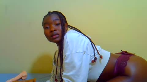 Snapshot of abbiehh chatting on 07.15.26 abbiehh online show from 07.15.26