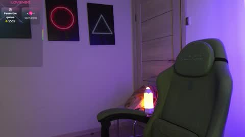 ABBY LAKER online show from 10.07.25