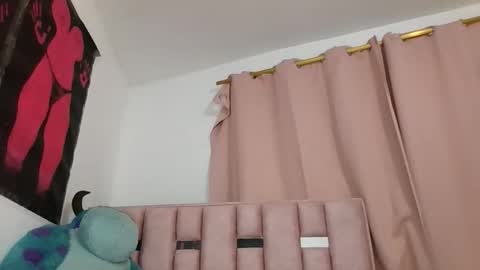 abby_moss_2 online show from 11.30.25