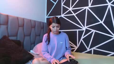 abby_rousse09 online show from 12.18.24
