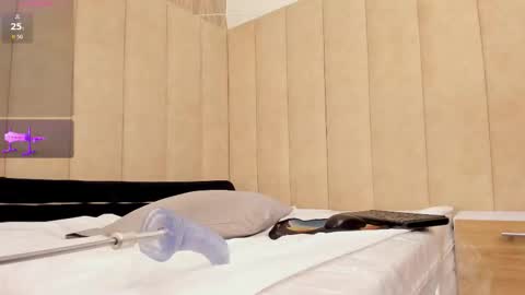 abby_swett1 online show from 11.07.25