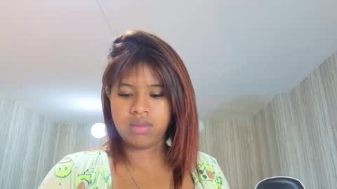 Snapshot of abby_t_ chatting on 10.04.25 abby online show from 10.04.25