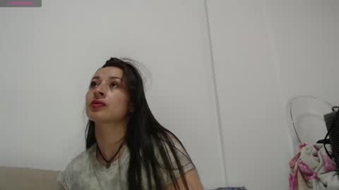 Vannesa online show from 11.22.25