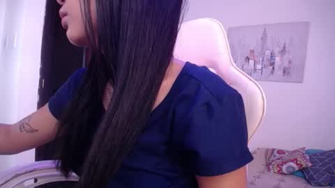 Snapshot of abby_tgn chatting on 09.12.25 ABBY online show from 09.12.25