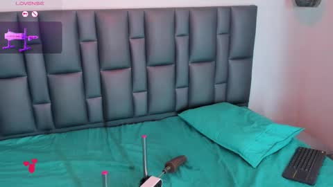 abbyadams23 online show from 12.02.25