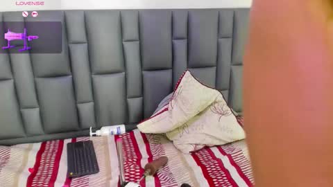 abbyadams23 online show from 12.05.25