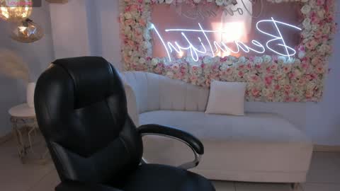 Abby Dalton  online show from 01.04.25