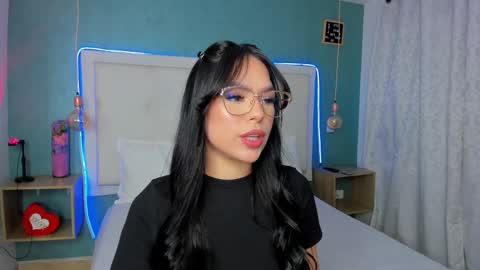 Abby Dixon  online show from 03.07.25