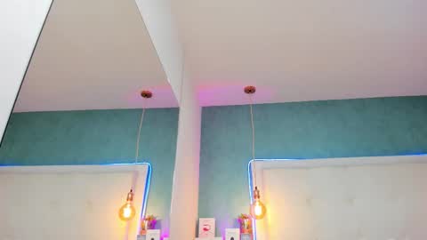 Abby Dixon  online show from 10.07.25