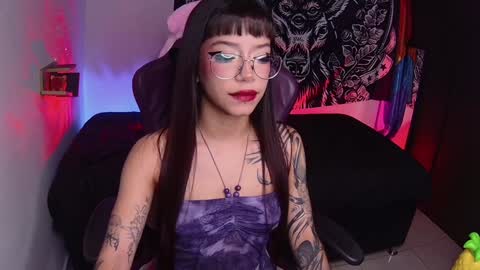 Snapshot of abbylizzyxx chatting on 01.24.25 Abby Lizzy online show from 01.24.25