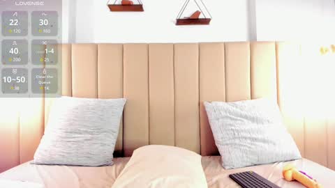 Snapshot of abbymonroee chatting on 12.20.24 Abby online show from 12.20.24