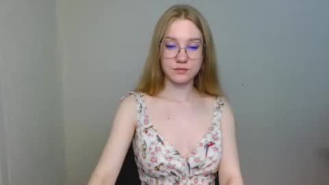 Abby Lovense is active online show from 03.13.26