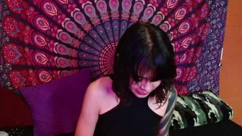 Snapshot of abbysccott chatting on 12.26.24 Abby online show from 12.26.24