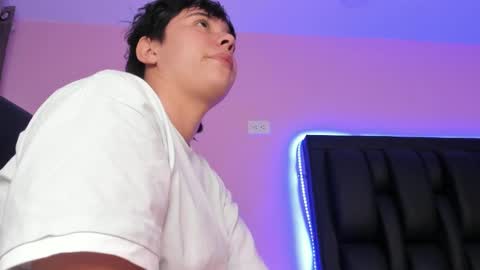 Snapshot of abbysmiitth_ chatting on 02.20.25 Abby Smith online show from 02.20.25