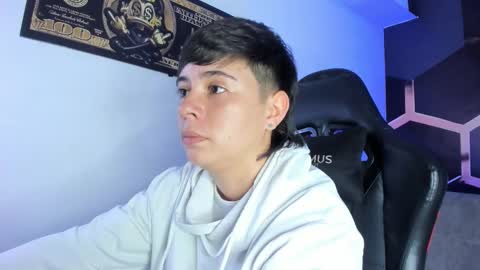 Snapshot of abbysmiitth_ chatting on 09.16.25 Abby Smith online show from 09.16.25