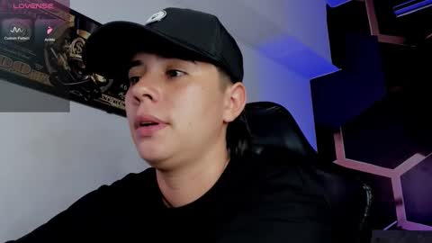 Snapshot of abbysmiitth_ chatting on 10.17.25 Abby Smith online show from 10.17.25