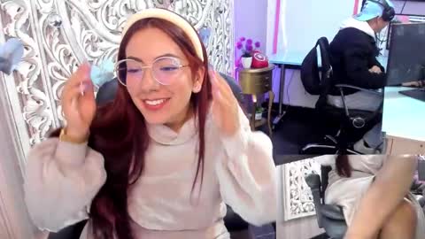 Abby Stones online show from 12.09.24