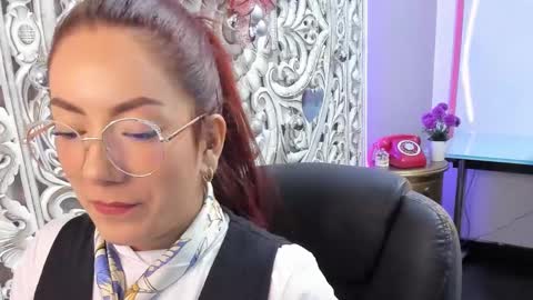 Abby Stones online show from 12.14.24