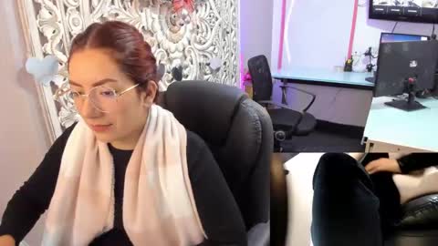 Abby Stones online show from 12.22.24