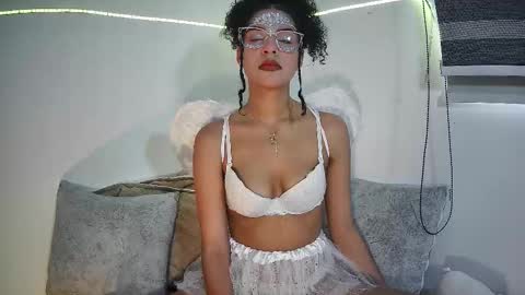 abbystorme online show from 10.16.25