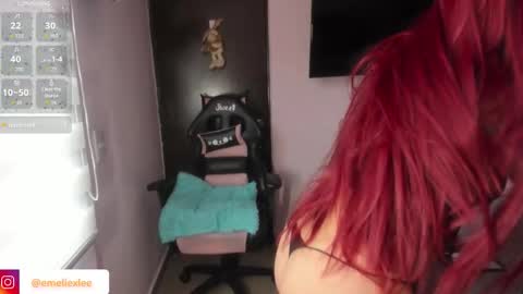 Snapshot of abbyxlee chatting on 09.20.25 online show from 09.20.25